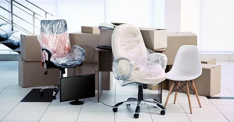 خدمات ویژه حمل مبلمان نمایشگاهی و اداری